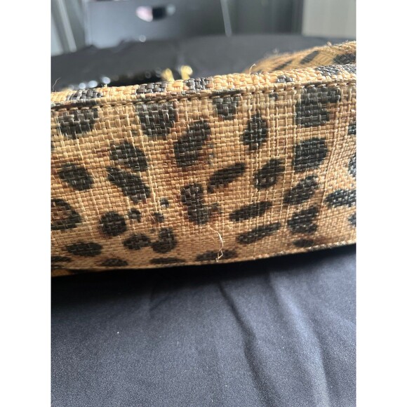 Cute, leopard print purse *see all pics for flaws - Picture 3 of 8